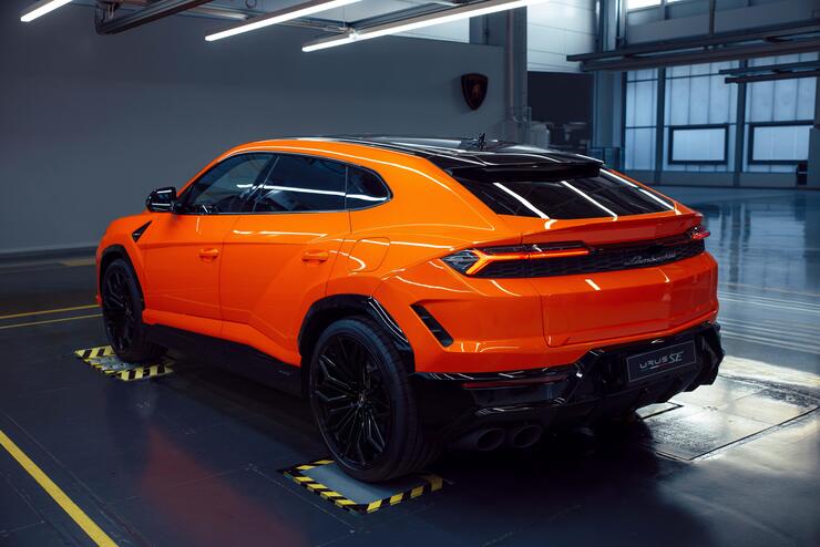 Il nuovo SUV Lamborghini Urus SE