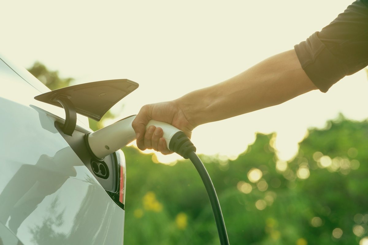 Auto elettriche, come preservarle dal caldo