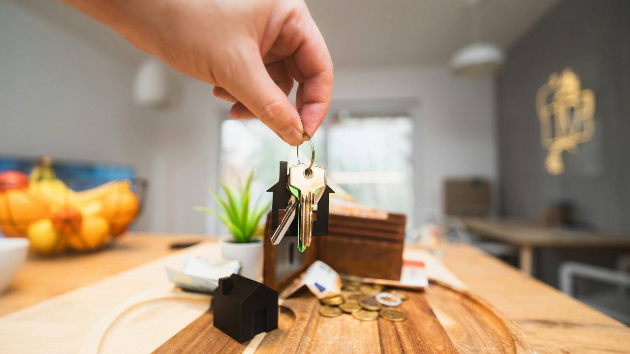Sparisce per sempre l'IMU - fonte Pexels - suipedali.it