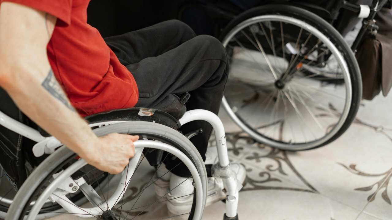 Spese deducibili e legge 104 - fonte Pexels - suipedali.it
