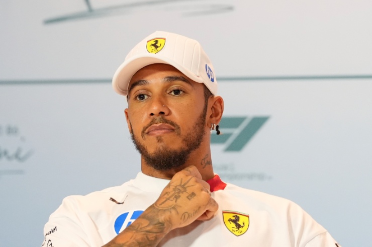 Lewis Hamilton in conferenza stampa a Miami