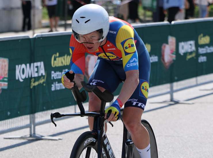 Il ciclista danese Soren Kragh Andersen al Giro d'Italia 2025