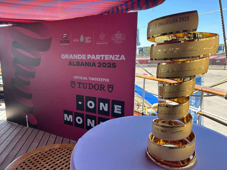 il trofeo del Giro d'Italia